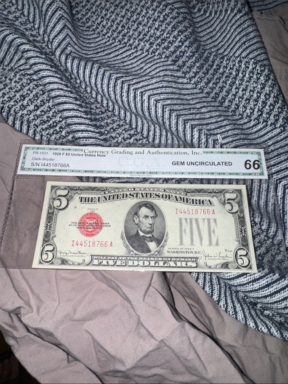 FR-1531 1928 F red ink $5 note